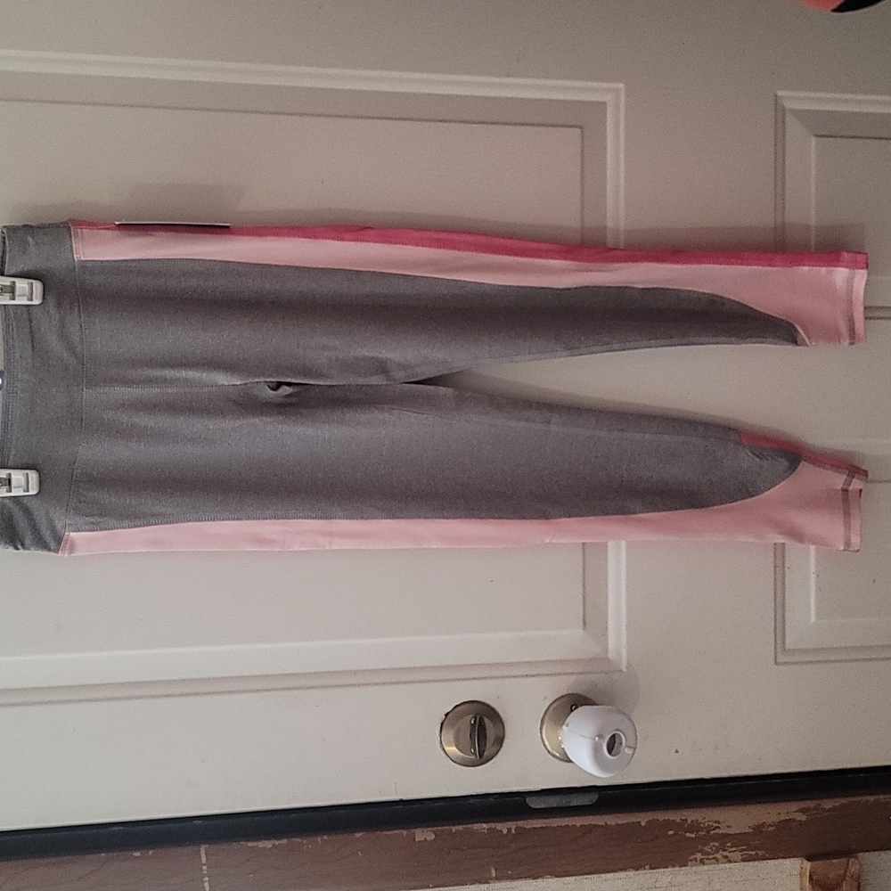 MARIKA GIRL'S COLOR BLOCK STRIPE LEGGINGS: GRAY/PINK: NWT: SZ M (10/12)